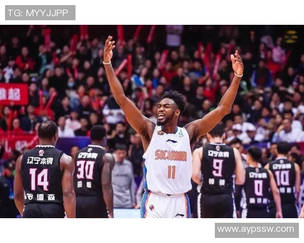 辽宁小将登机后遭遇意外毁约或将迎来逆袭新机遇