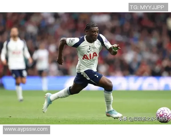 西蒙斯6930万加盟热刺英超表现不佳北伦敦德比惨遭完败